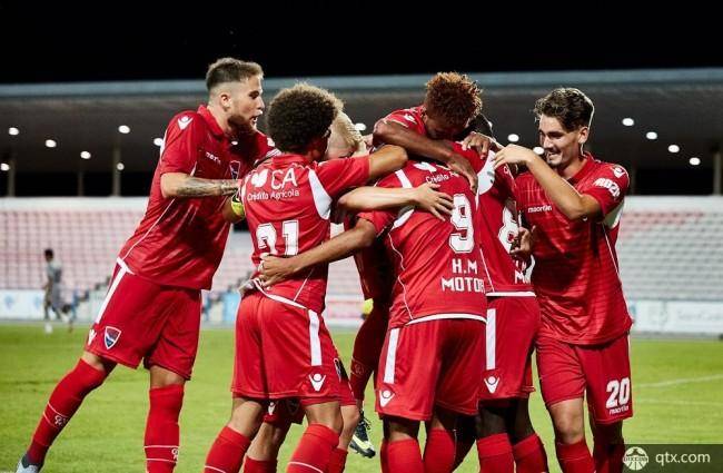 关于葡超今晚再迎强敌，巴黎圣日耳曼单刀错失，主帅态度——气氛紧张，高层口径保持一致的信息