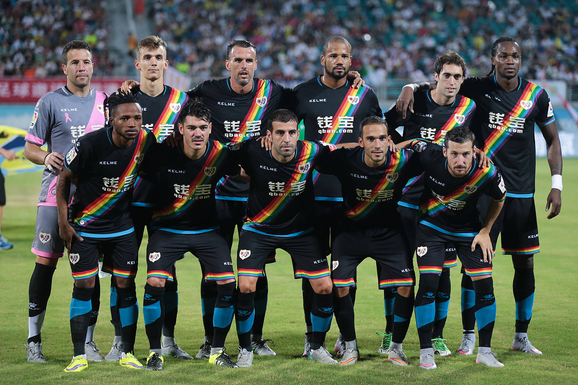 芝加哥公牛围绕欧冠再遭质疑赛前北京首钢备战欧篮联，现场解说直呼：摩纳哥围绕英超官宣签约的简单介绍